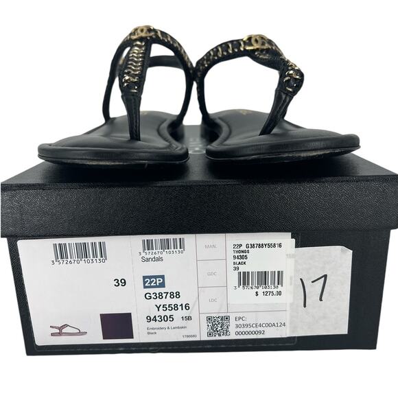 Chanel 2022 CC Logo Scooby Chain Thong Sandals - Picture 11 of 16